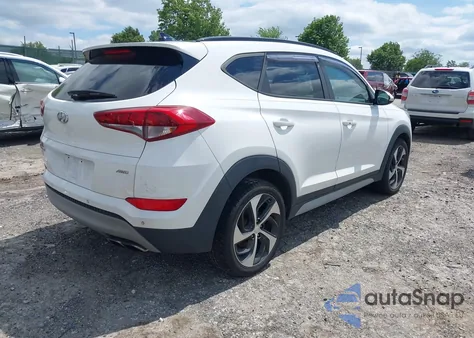 2018 Hyundai Tucson Value z USA, uszkodzony, nr VIN KM8J3CA26JU639776
